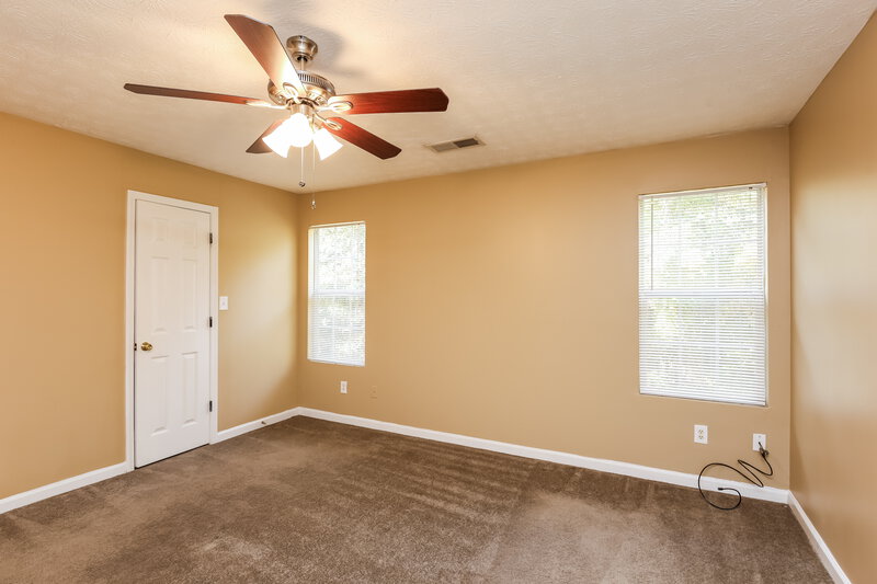 2,000/Mo, 4620 Fox Forrest Dr Flowery Branch, GA 30542 Main Bedroom View