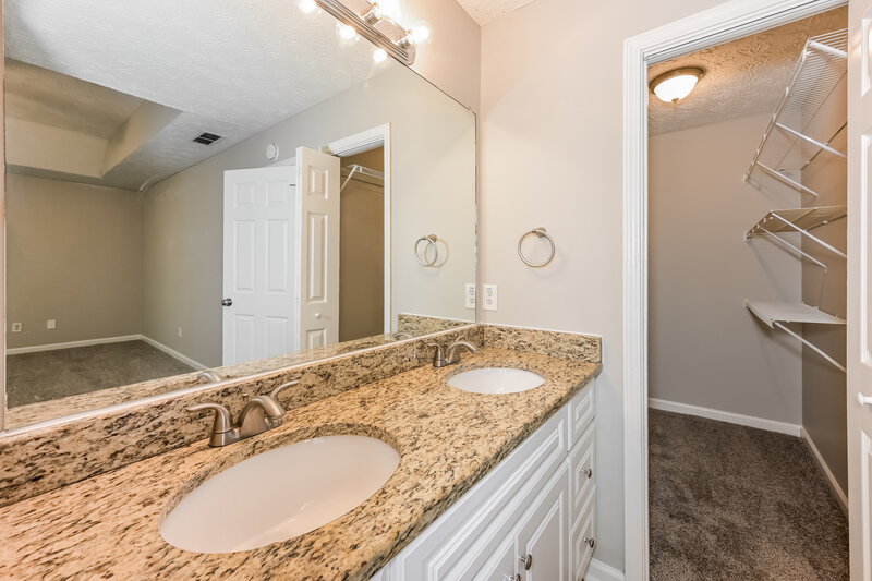 3,150/Mo, 340 Christian Woods Drive SE Conyers, GA 30013 Main Bathroom View