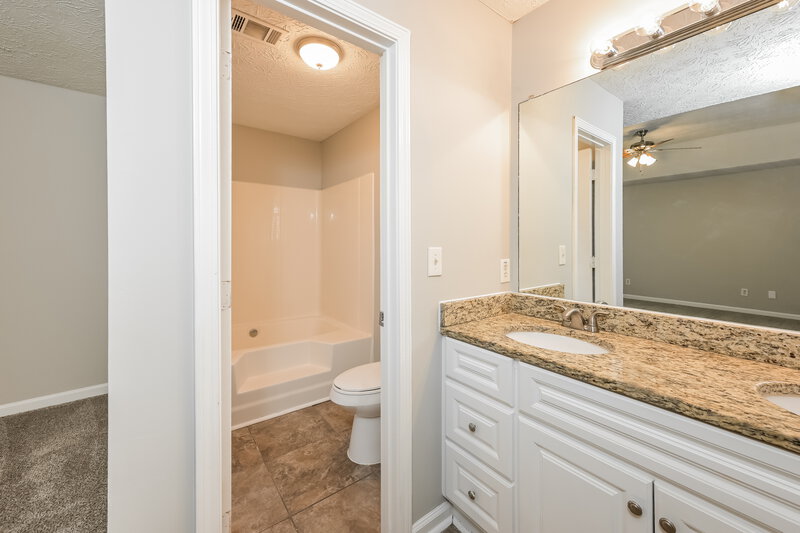 3,150/Mo, 340 Christian Woods Drive SE Conyers, GA 30013 Main Bathroom View 2