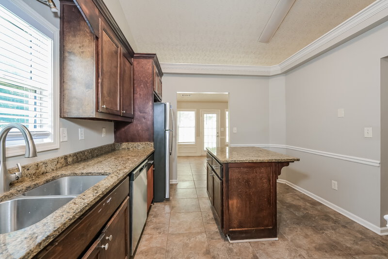 1,930/Mo, 85 Butler Bridge Circle Covington, GA 30016 Kitchen View 2