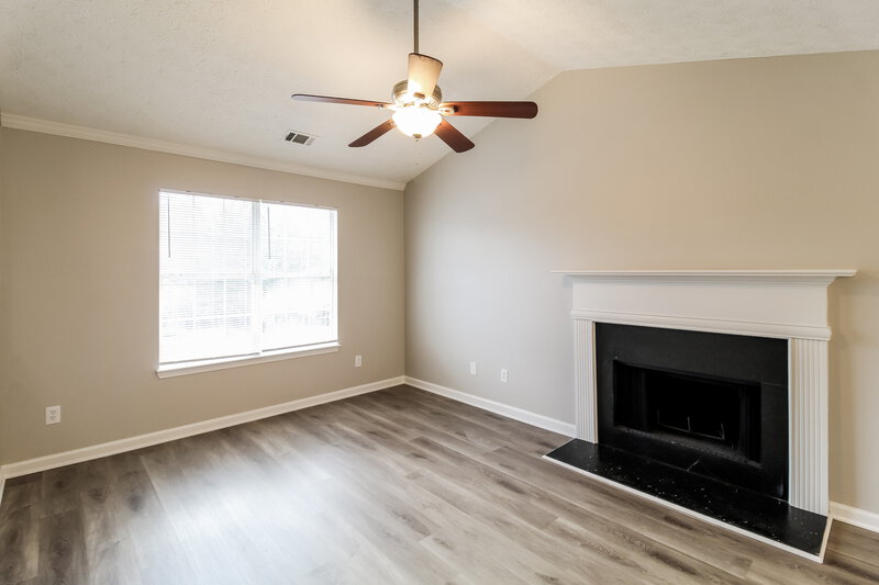 1,810/Mo, 105 Cypress Dr Covington, GA 30016 Living Room View