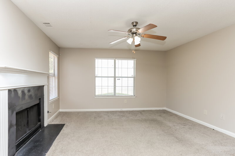 2,390/Mo, 3317 Royal Springs Ct Decatur, GA 30034 Living Room View
