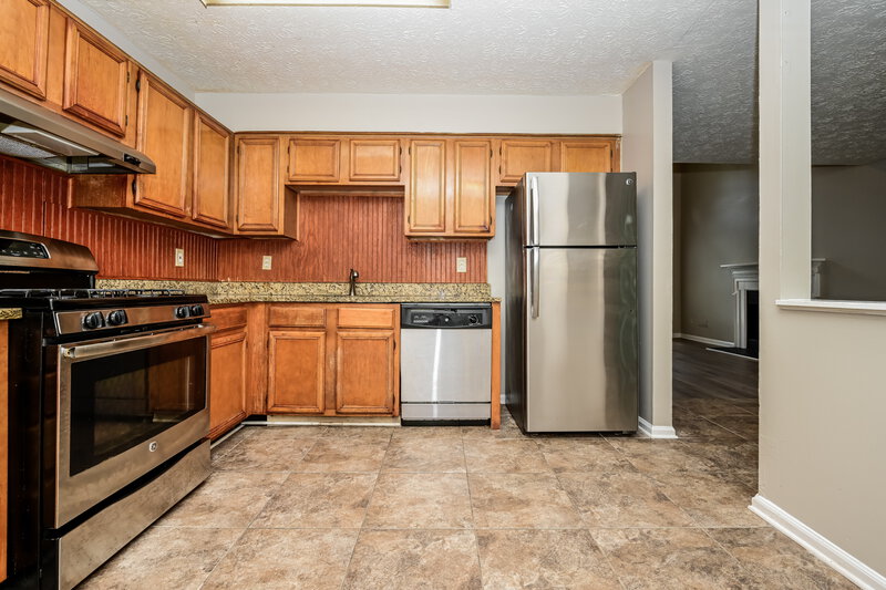 1,990/Mo, 3489 Newberry Trail Decatur, GA 30034 Kitchen View