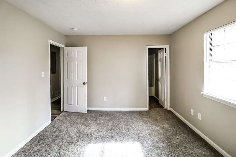 1,700/Mo, 5861 Bobbin Ln Lithonia, GA 30058 Main Bedroom View 2