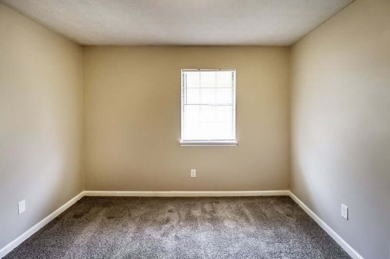 1,700/Mo, 5861 Bobbin Ln Lithonia, GA 30058 Bedroom View 3