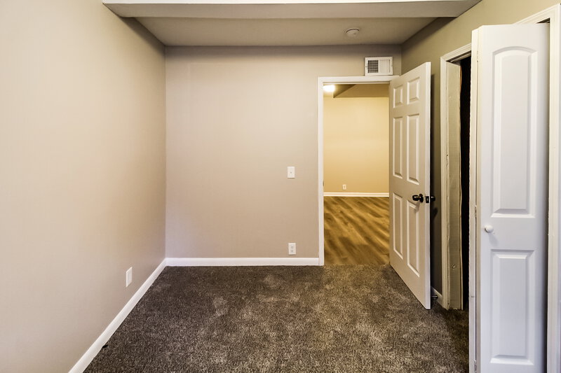 1,700/Mo, 5861 Bobbin Ln Lithonia, GA 30058 Basement View 2