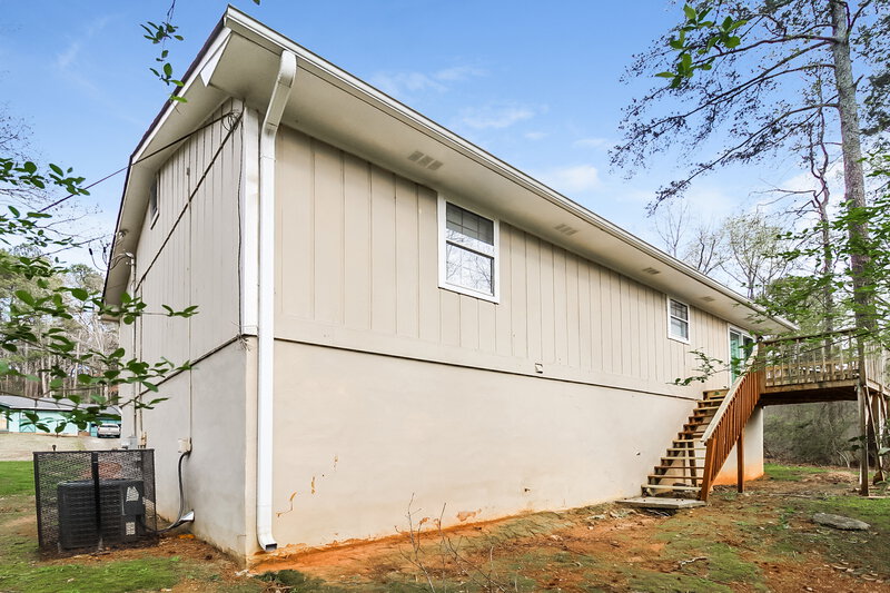 1,700/Mo, 5861 Bobbin Ln Lithonia, GA 30058 Rear View