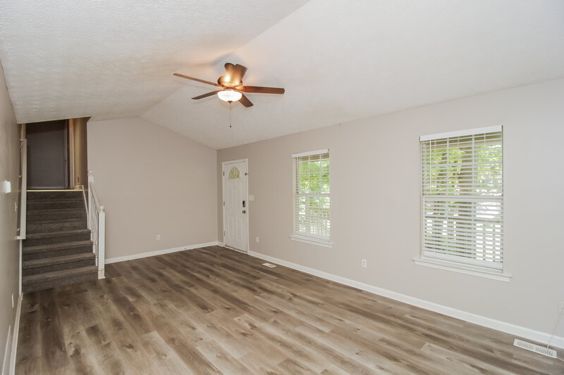 2,570/Mo, 463 Deering Dr Douglasville, GA 30134 Living Room View