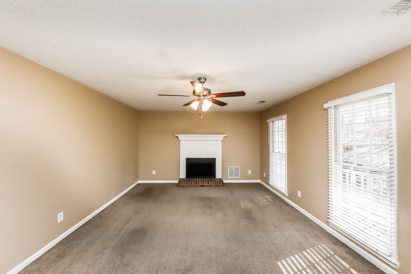 2,370/Mo, 232 Wendy Way Douglasville, GA 30134 Living Room View