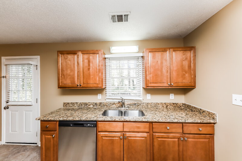 2,370/Mo, 232 Wendy Way Douglasville, GA 30134 Kitchen View 3