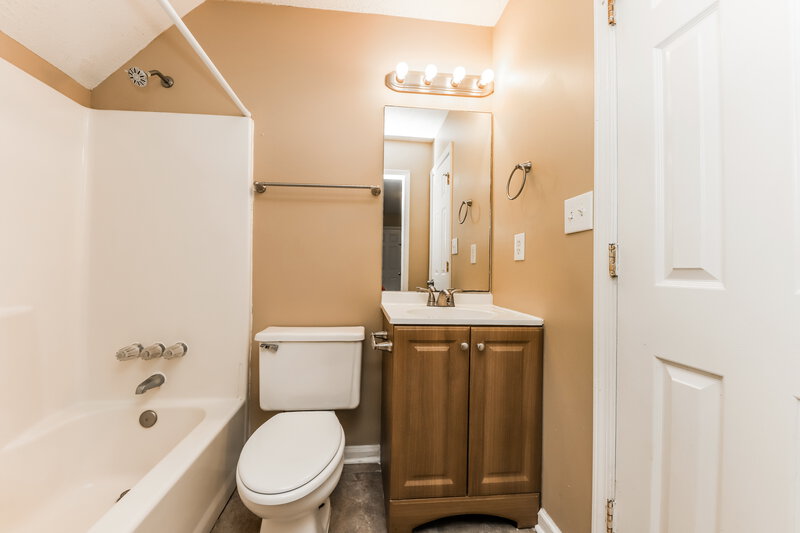 2,370/Mo, 232 Wendy Way Douglasville, GA 30134 Main Bathroom View