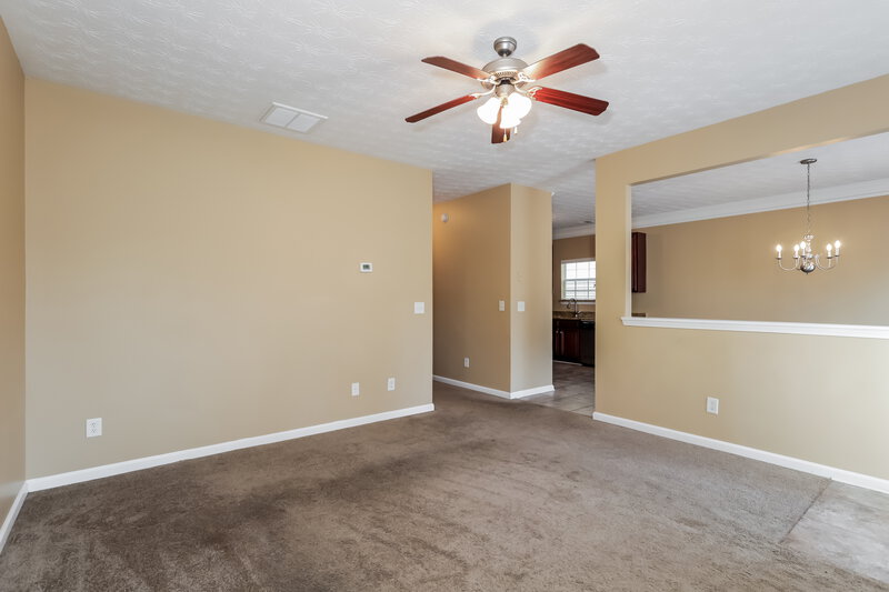 1,785/Mo, 11147 Aliyah Dr Hampton, GA 30228 Living Room View 2