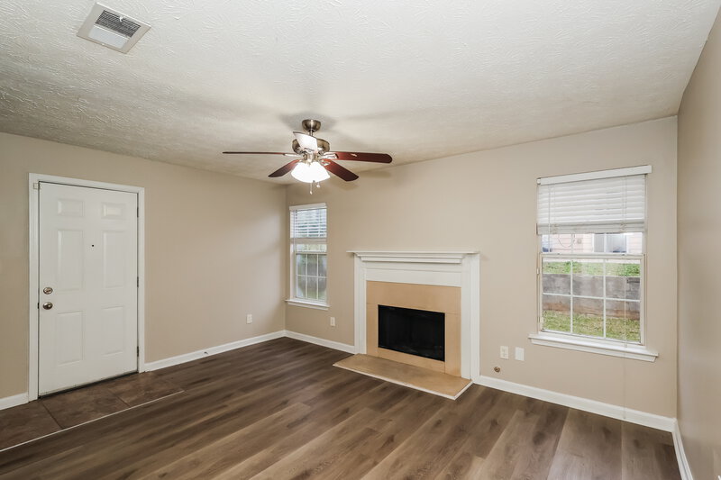 1,845/Mo, 5599 Rock Shoals Way Atlanta, GA 30349 Living Room View