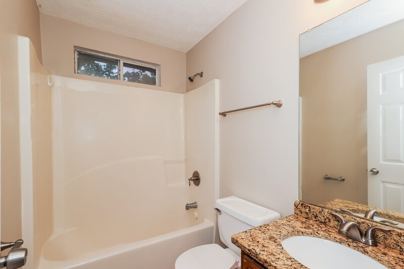1,845/Mo, 5599 Rock Shoals Way Atlanta, GA 30349 Bathroom View