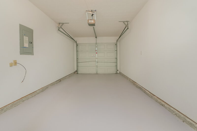 1,750/Mo, 4115 Mission Way McDonough, GA 30252 Garage View