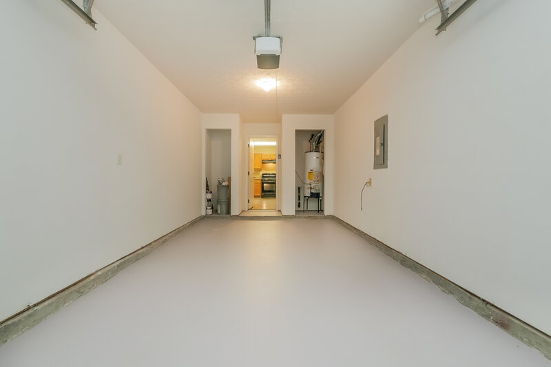 1,750/Mo, 4115 Mission Way McDonough, GA 30252 Garage View 2