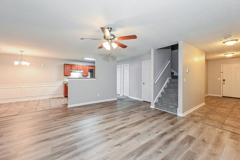 2,175/Mo, 581 Shadow Valley Ct Lithonia, GA 30058 Living Room View 2