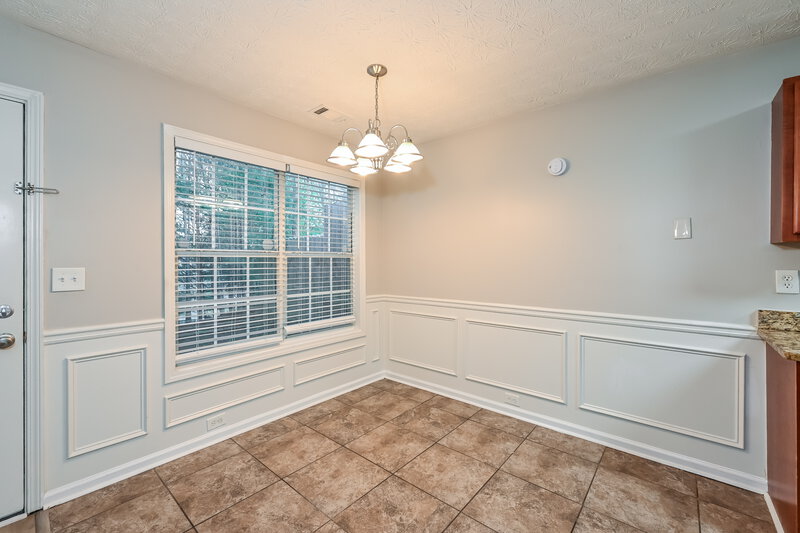 2,175/Mo, 581 Shadow Valley Ct Lithonia, GA 30058 Dining Room View