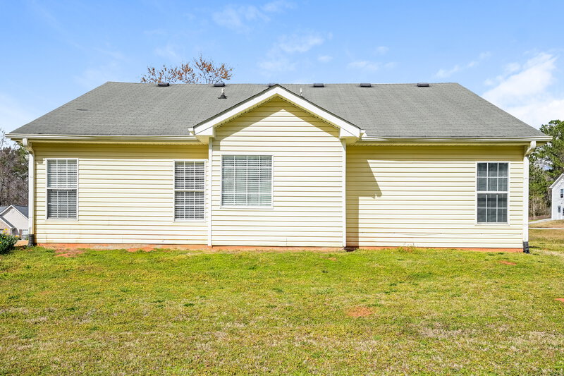 1,745/Mo, 245 Long Creek Dr Covington, GA 30016 Rear View