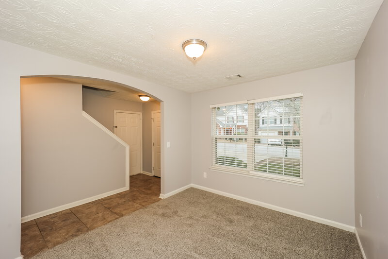 1,700/Mo, 9497 Lakeview Rd Union City, GA 30291 Family Room View