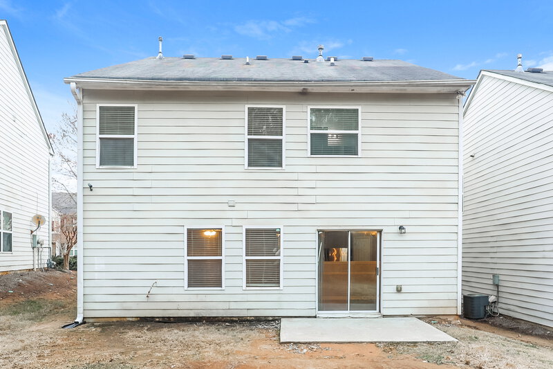 1,700/Mo, 9497 Lakeview Rd Union City, GA 30291 Rear View