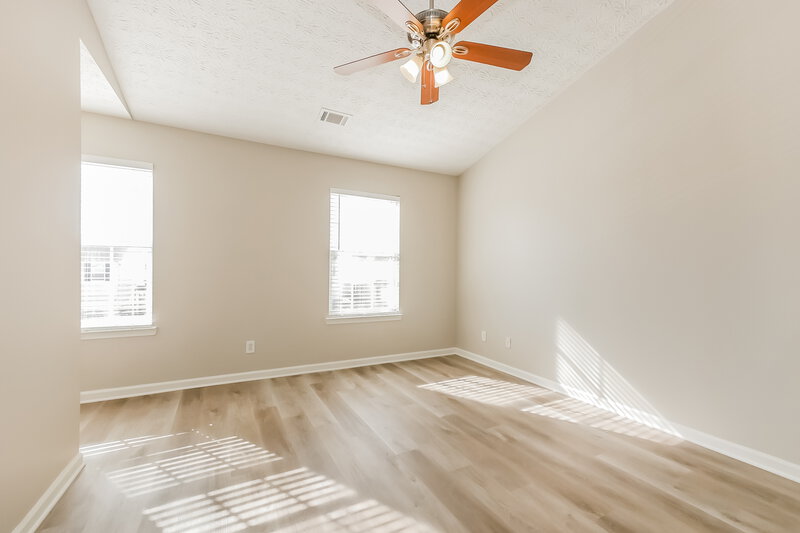 1,550/Mo, 145 Lakebirch Dr Covington, GA 30016 Main Bedroom View