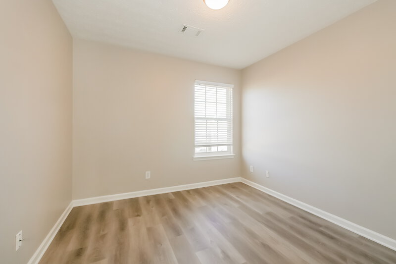 1,550/Mo, 145 Lakebirch Dr Covington, GA 30016 Bedroom View 3