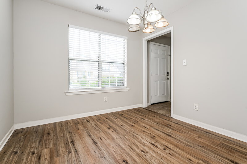 2,055/Mo, 2744 Sanibel Ln SE Smyrna, GA 30082 Dining Room View