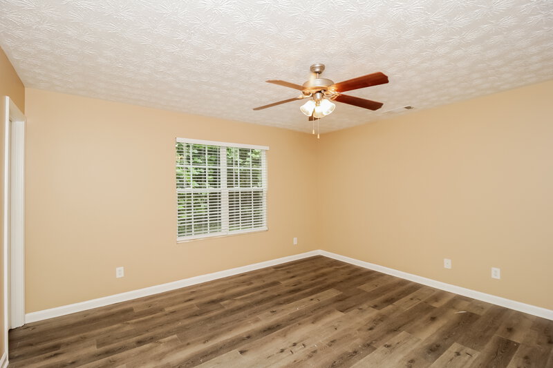 1,700/Mo, 108 Cobblestone Dr Dallas, GA 30132 Main Bedroom View