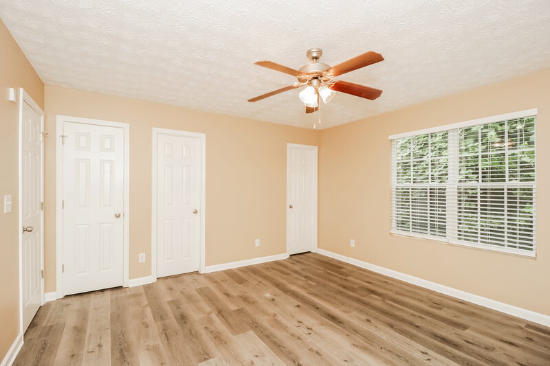 1,700/Mo, 108 Cobblestone Dr Dallas, GA 30132 Main Bedroom View 2