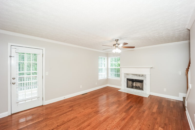 2,740/Mo, 365 Tara Rd Jonesboro, GA 30238 Living Room View