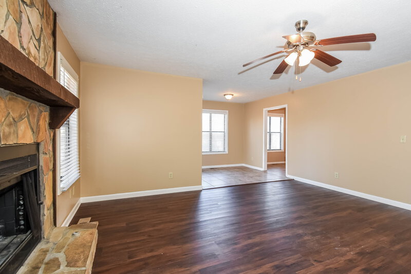 1,730/Mo, 2990 Fetlock Dr SW Marietta, GA 30064 Living Room View 3