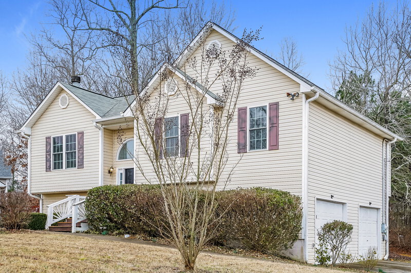 2,340/Mo, 576 Woodbridge Dr Dallas, GA 30157 Front View