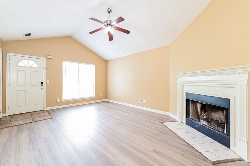 1,710/Mo, 6182 Harvard Ct Morrow, GA 30260 Living Room View