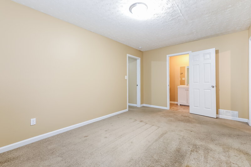 3,130/Mo, 830 Rock Shoals Ct Atlanta, GA 30349 Bedroom View 4