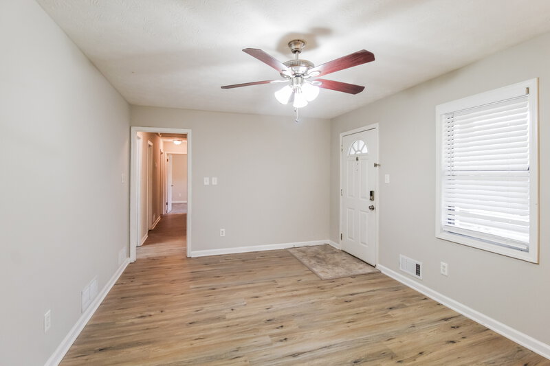 1,790/Mo, 2794 Sardis Dr NE Buford, GA 30519 Living Room View