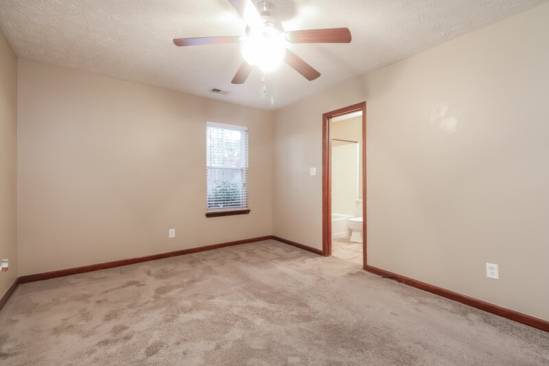 1,585/Mo, 20 Charlotte Blvd Stockbridge, GA 30281 Main Bedroom View