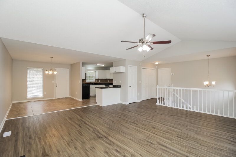 1,665/Mo, 147 Bridge Station Dr Douglasville, GA 30134 Living Room View 2