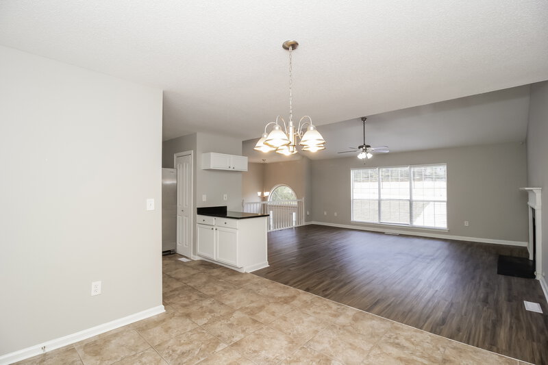 1,665/Mo, 147 Bridge Station Dr Douglasville, GA 30134 Dining Room View 2