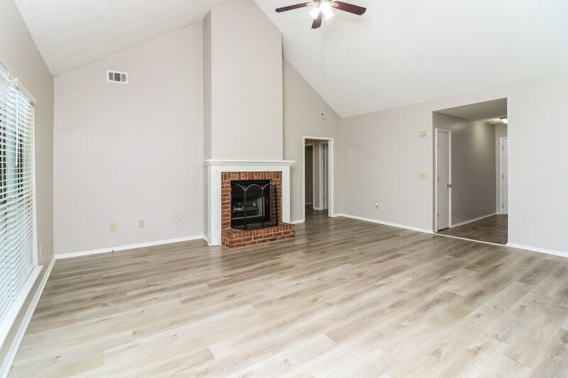 2,520/Mo, 4034 Sharon Woods Dr Powder Springs, GA 30127 Living Room View 4