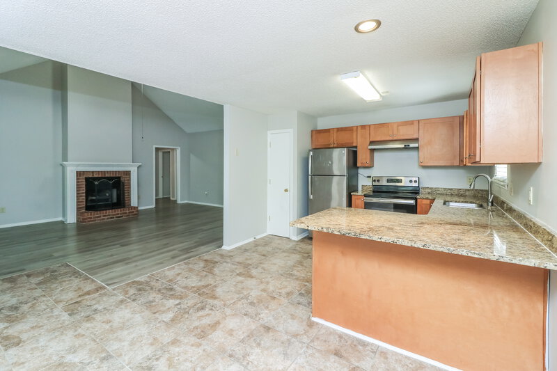 2,520/Mo, 4034 Sharon Woods Dr Powder Springs, GA 30127 Kitchen View
