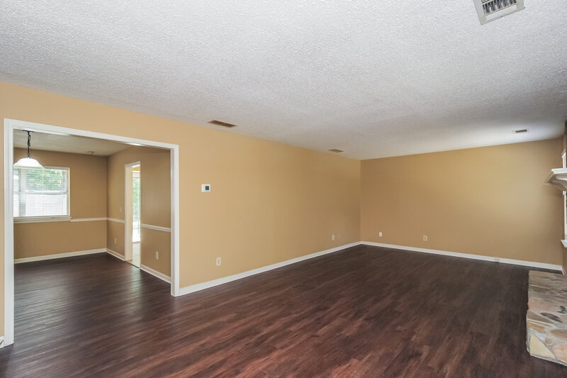 2,690/Mo, 3138 Jessica Dr Douglasville, GA 30135 Living Room View 2