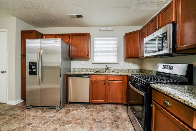 1,870/Mo, 4877 Plymouth Trace Decatur, GA 30035 Misc View 2
