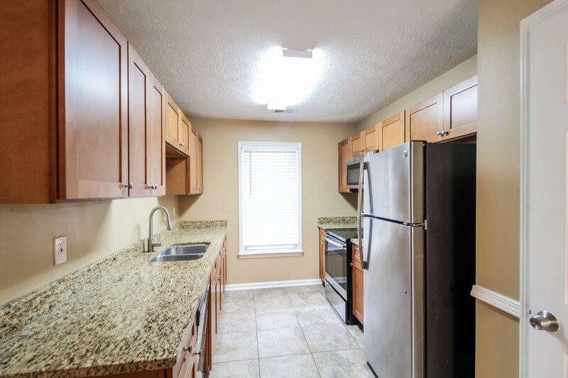 1,580/Mo, 35 Oakview Dr Covington, GA 30016 Kitchen View