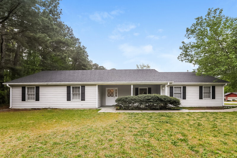 1,945/Mo, 3568 Fernbrook Dr SW Snellville, GA 30039 External View