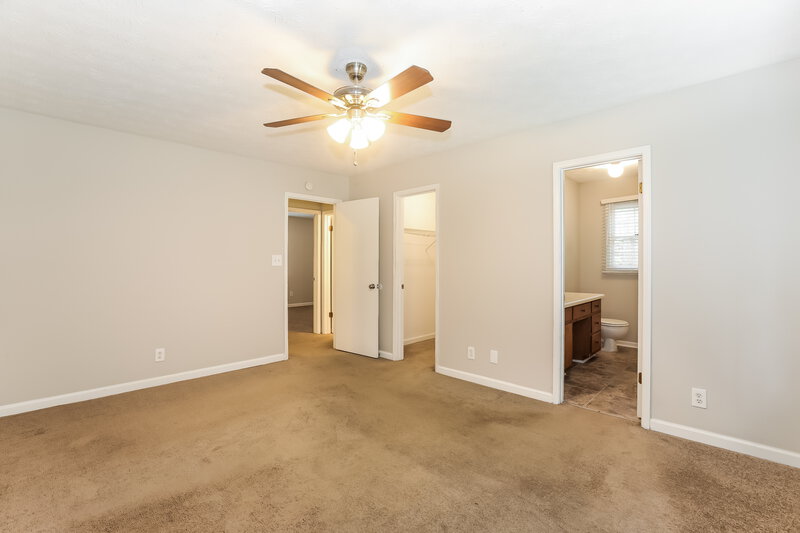 1,945/Mo, 3568 Fernbrook Dr SW Snellville, GA 30039 Main Bedroom View