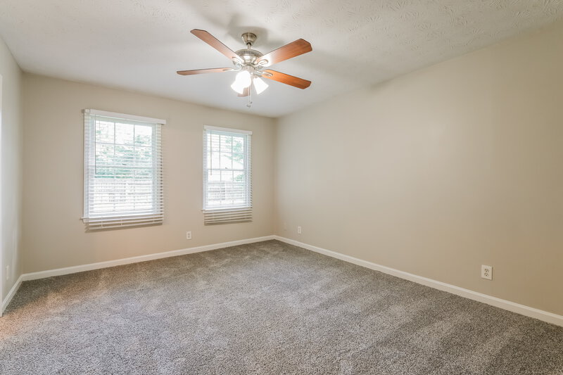 1,870/Mo, 3568 Fernbrook Dr SW Snellville, GA 30039 Main Bedroom View