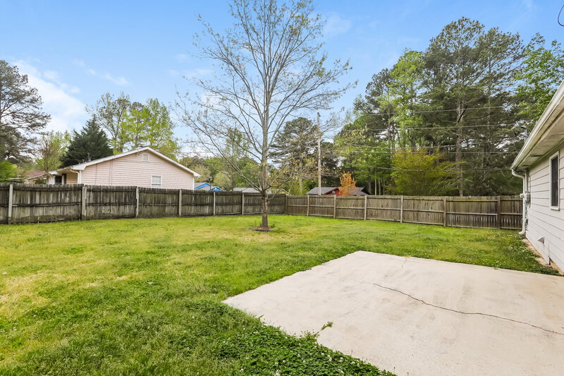 1,945/Mo, 3568 Fernbrook Dr SW Snellville, GA 30039 Rear View 2