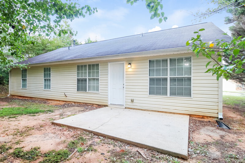 2,490/Mo, 6165 Leverett Dr Lithonia, GA 30038 Rear View