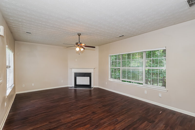 1,940/Mo, 4080 Robin Circle Union CIty, GA 30349 Misc View 3